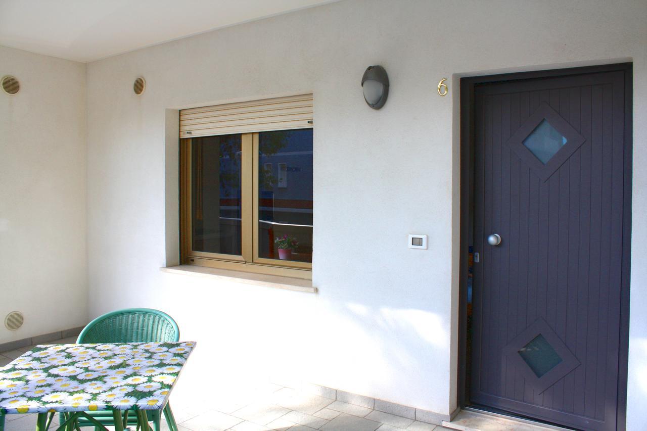 Villa Nodari Lignano Sabbiadoro Exterior photo